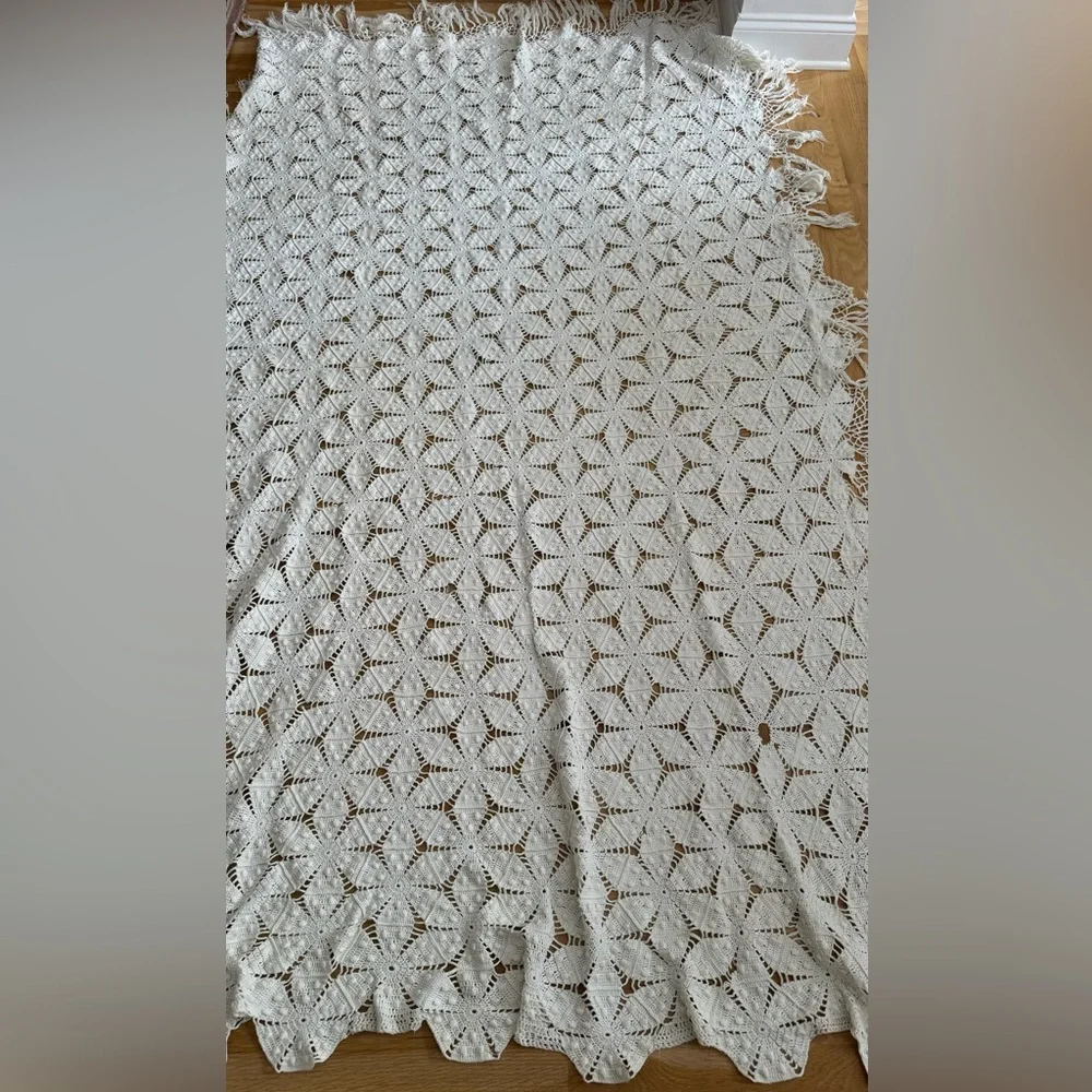 handmade vintage heavy cotton lace bedspread, popcorn crochet stars, long fringe